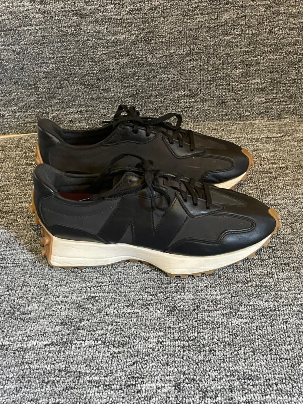 New Balance The Intelligent Choice 327 Men’s 8